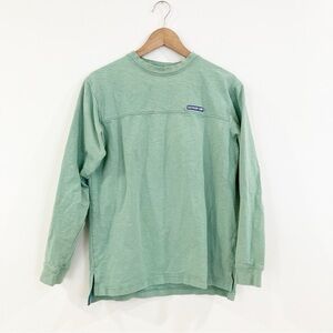 The Southern Shirt Company Green Long Sleeve Tee